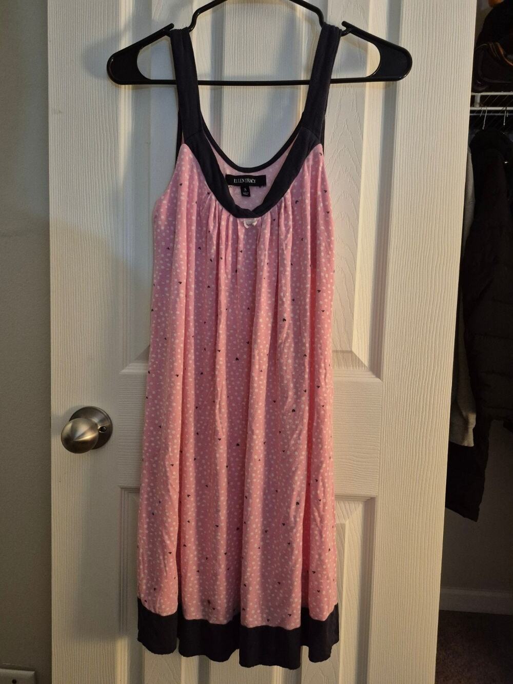 Womens "Ellen Tracy" Nightgown, Small